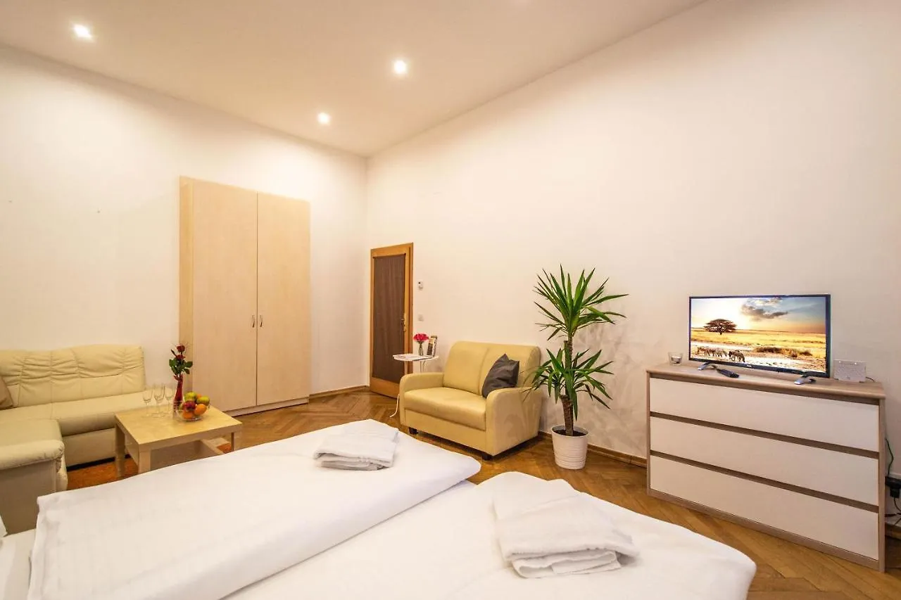 Vojtesska Apartment By Ruterra Praga