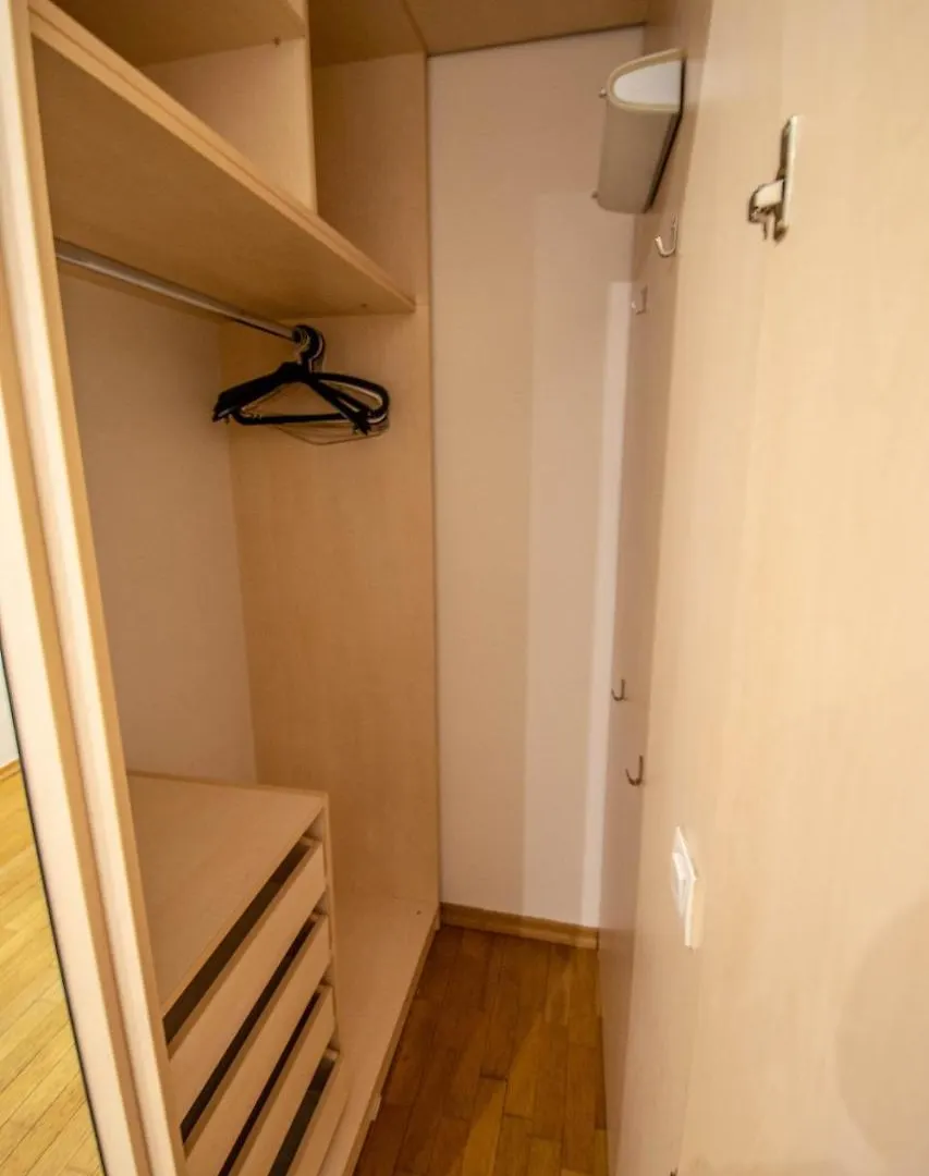 Vojtesska Apartment By Ruterra Praag